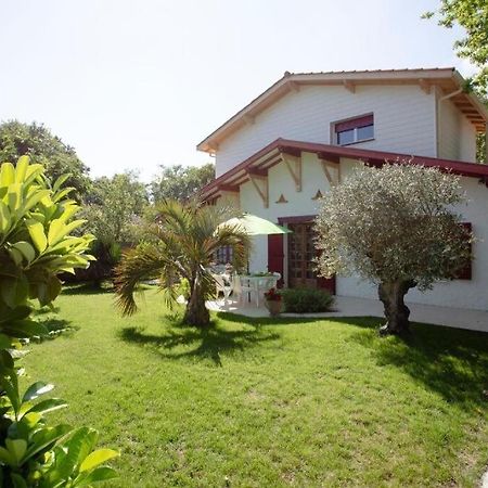 Villa Robert Shumann, A 700 M De La Plage 安德诺莱斯贝恩 外观 照片
