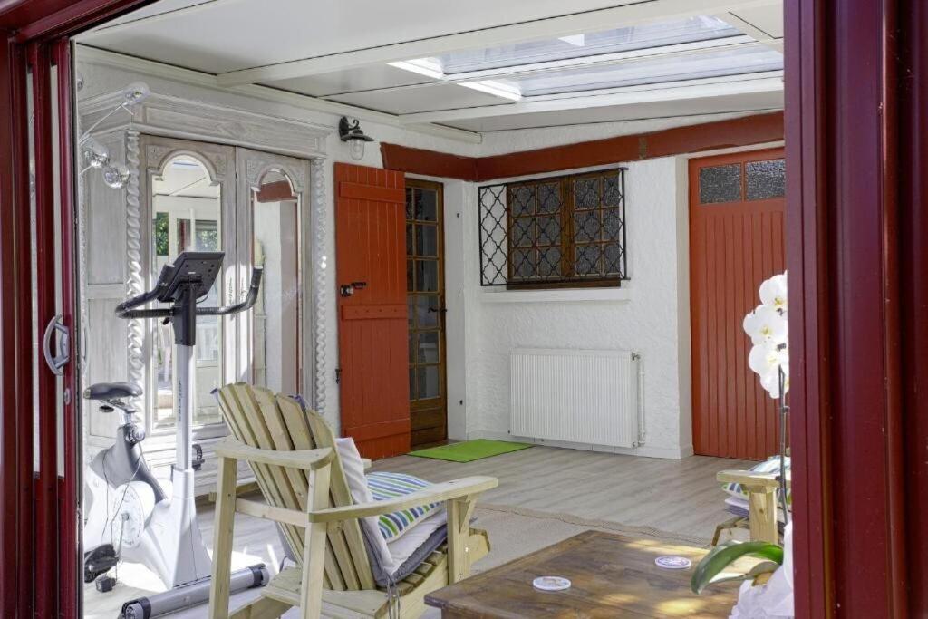 Villa Robert Shumann, A 700 M De La Plage 安德诺莱斯贝恩 外观 照片